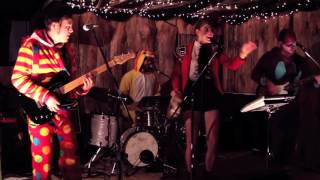 Running Red Lights Thriller/I Can’t Feel My Face Mash Up