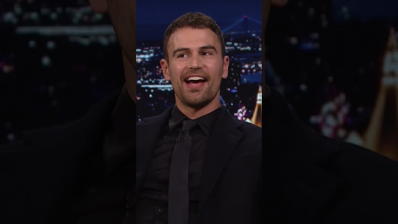 #TheoJames shares behind-the-scenes details of his nude scene in #TheWhiteLotus. #shorts