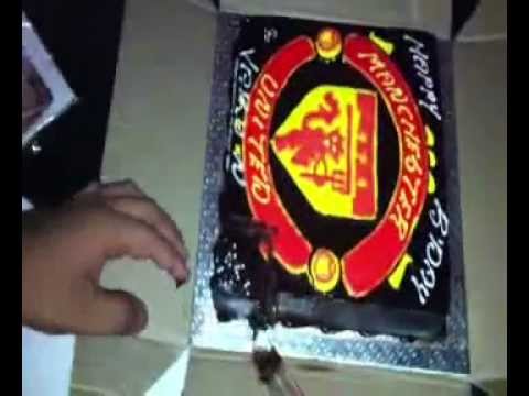 Varun's Birthday Cake Cutting.flv