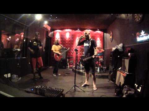 Que Fim Levou Valdir? - Ao vivo no Studio Rock (24/08/2014 Santos) Full HD