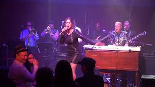 Paul Shaffer ft Noybel Gorgoy - It's Raining Men - Caesars Palace, Las Vegas