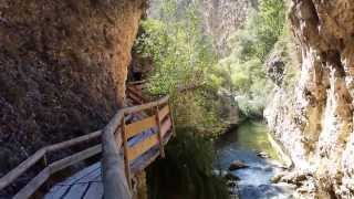 preview picture of video 'Rio Castril afluente del Guadalquivir a la altura de la localidad de Castril Granada'