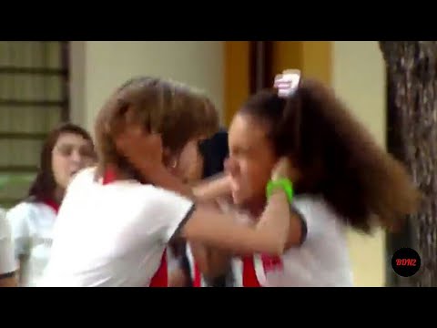 CHIQUITITAS - Pata e Janu saem no tapa - REPRISE 2017