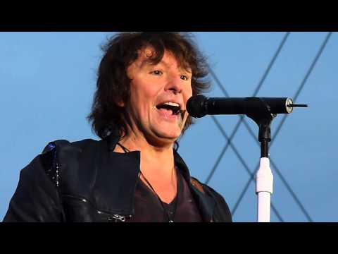 Bon Jovi - Lay Your Hands On Me - Horsens 19.06.2011 Richie on voc.