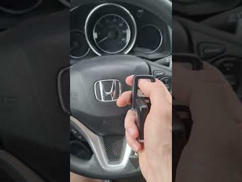 Авто Ключ Хонда Фит 2015 сделать дубликат чип ключа зажигания в Минске. Honda Fit 2 Remote Key