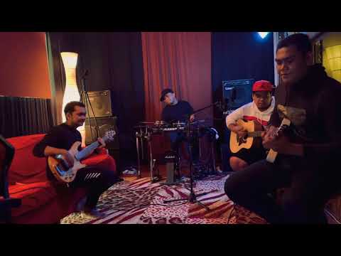 Live Akustik - Fourtwnty Kursi Goyang Cover By Imagi
