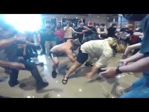 Relive世界 - EXPRESS - IDOL MOSH PIT @ Donki Mall Thonglor