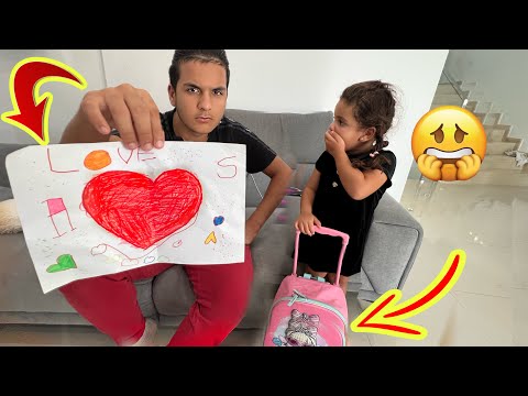 j’ai fouillé son sac de l’école￼😡 regardez ce que j’ai trouvé￼