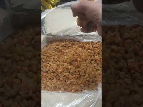 Solitaire Regular  Long Raisins