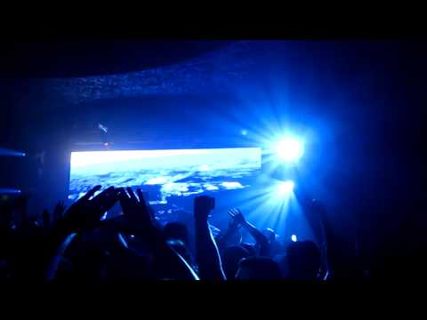 Above & Beyond - Ad Brown feat. Kerry Leva - Memorial - Seattle 2011