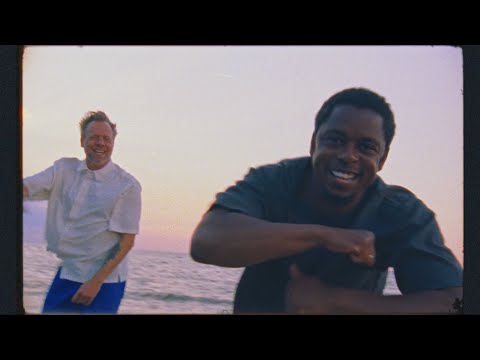 Video thumbnail for Dansen Om Het Vuur