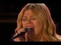 Kelly Clarkson GRAMMYS 2013 | Acceptance Speech & Performance | Tennessee Waltz/Natural Woman