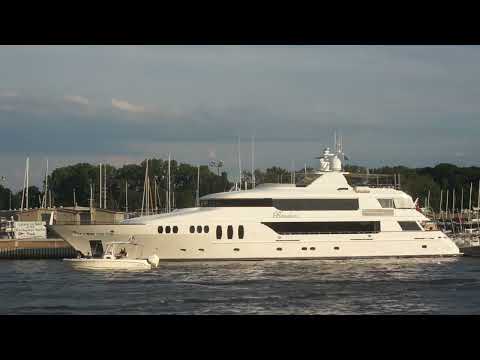 $35 million yacht belonging to Walgreen, Bouchon, docks in Rochester