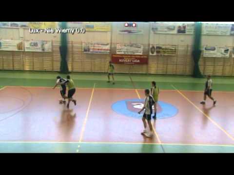 05.12.2010r. Lux Torpeda - Jeszcze Nie Wiemy 1:0 (0:0)