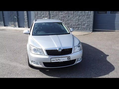 131D7869 - 2013 Skoda Octavia COM AMB 1.6TDI 105HP  9,900