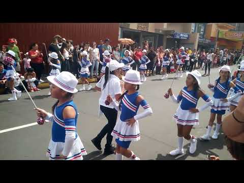 Pequeñas Bastoneras Desfile del 15 de Setiembre En Tres Ríos 2017