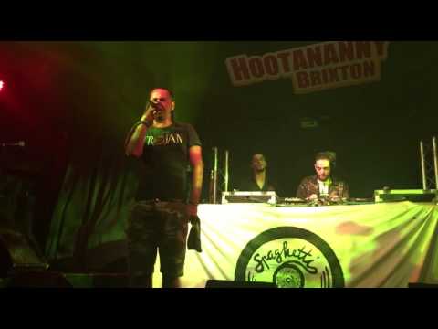 Manlio Calafrocampano  Porco il Clero live @Hootananny Brixton Spaghetti Night