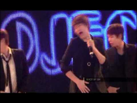 111210 Hyukjin Focus - Lotte World