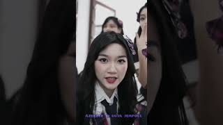 Download lagu siapa yg naro es disini, dingi bat NGAB #zee #zeejkt48 #jkt48 #marsha #shorts #typagirl #lisa #anime mp3