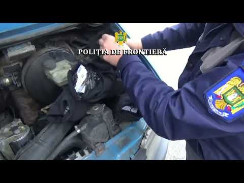 Peste 16.000 de țigarete descoperite ascunse într-un microbuz, în P.T.F. Calafat