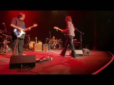 Dom Martin - "Messing With The Kid" (Mel London)