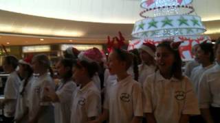 Quarry Hill School Choir 2nd December 2011 Lakeside