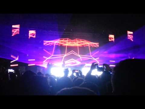 BENNY BENASSI VS RIVAZ - BENNY BENASSI AND FRIENDS BOLOGNA 07/12/2014