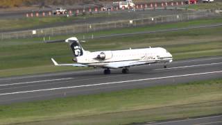 preview picture of video 'Alaska Airlines CRJ-700 Takes Off From KPDX On Runway 10L'