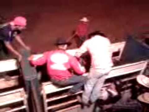 RODEIO DE HERCULÂNDIA-PR RAFAEL TOP TIM !!!