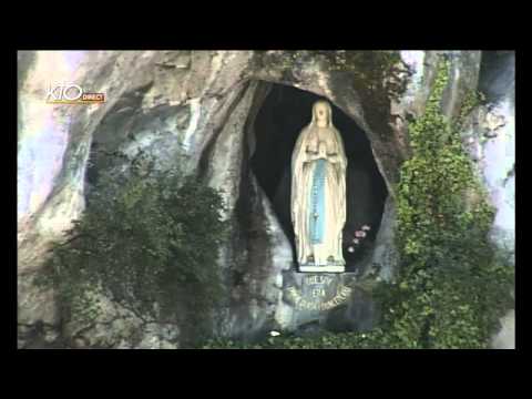 Chapelet à Lourdes