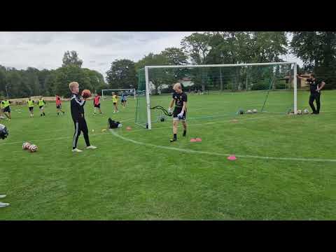 Målvaktsträning fotboll med Västerviks FFs Jacob, Elias, Simon och Sebastian