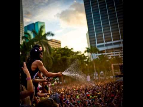 Lil Jon ft. LMFAO - Drink (Electro Version)