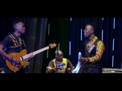 Kaleka Keys - Flower Garden (Live) ft Chris Sololo