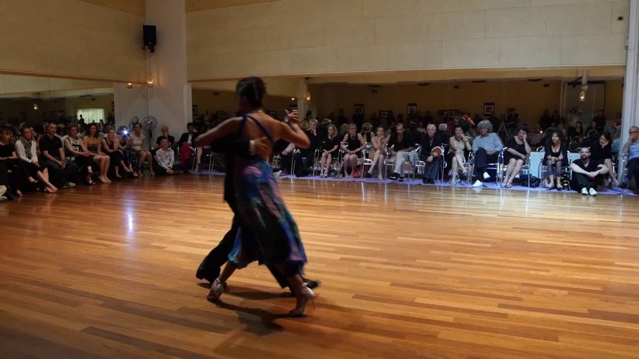 Sebastian Achaval y Roxana Suarez - Pabellòn de las rosas