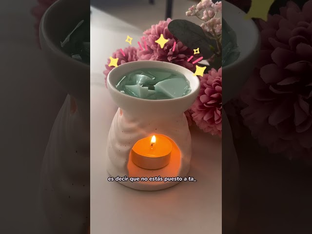 Vídeo relacionado con Cereria de Giorgio Melrose ceretti perfumadas, Cera, Morado, 3 x 3 x 5.5 cm