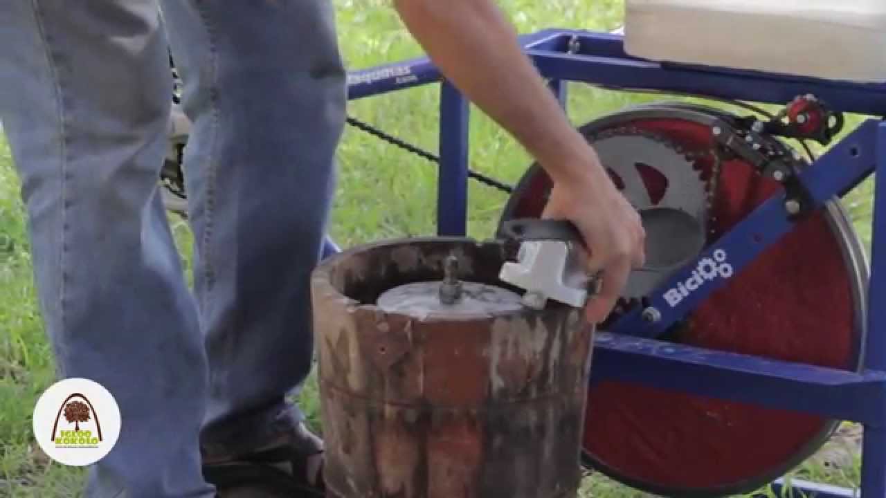 Bicimáquina para nieve de garrafa 4.5 litros.