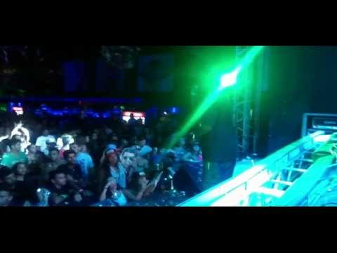 2° PARTE SHOW MC JEFINHO FARAÓ BAILE DO DENNIS  2015 LUAZUL