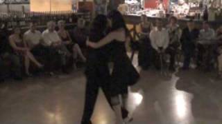 Luis Mendez y Gabriela Gonzales alla Milonga de la Morocha