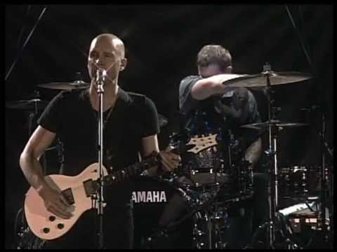 VERTICAL HORIZON The Middle Ground    2011 LiVe
