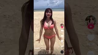 【TikTok水着美女】男ドストライクの体した美女が浜辺でダンス
