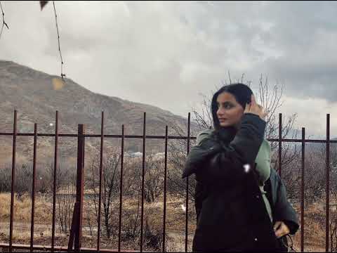 Miley Cyrus-Flowers (cover by Dina)