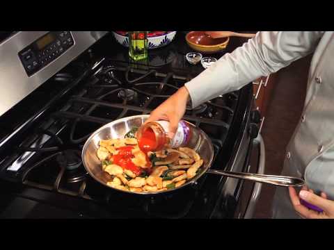 HERDEZ® Brand: Chicken in Creamy Chipotle Sauce Video...