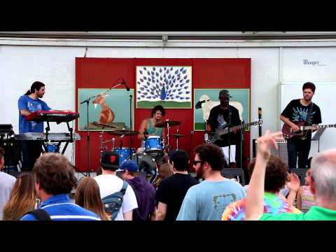 The Main Squeeze: Mama Told Me [HD] 2013-06-08 - Shelton, CT
