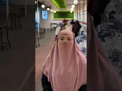 Cara Yang Bener Manggil Pelayan Ala Bu Soleh 👍😭