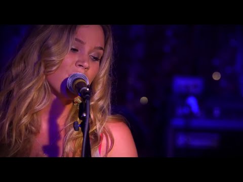 12 Days of Christmas - Day 3 - Immigrant