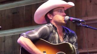 Justin Moore&#39;s Ass Song - HGTV Lodge at CMA Fest