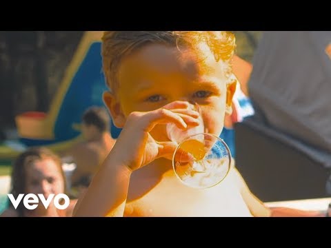 Ghetto Phénomène - Copacabana (Video Officiel) ft. Jul