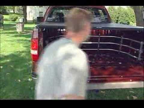 Introduce to TruXeport Tonneau Truck Bed Cover
