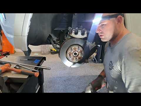 2011-2021 jeep grand cherokee brake pad rotor replacement job pro tips specs and walk-through