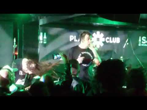 NAPALM DEATH -Cover Dead Kennedys- Playa Club 09-12-2017